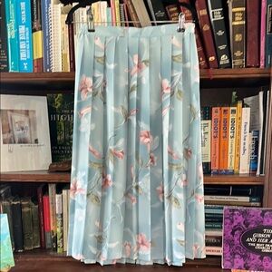 Alfred Dunner Pleated Spring Midi Skirt